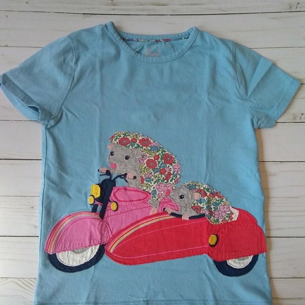 Mini Boden Girls t-shirt - size 7/8
